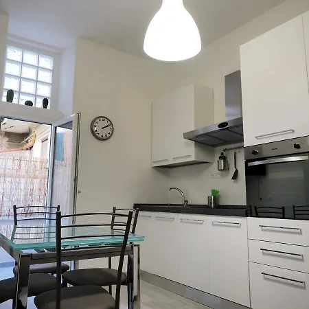 & Me To 5 Terre E Πανσιόν 4*